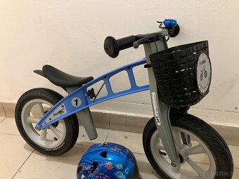 first bike + kosik a zvonek a HELMA - 2