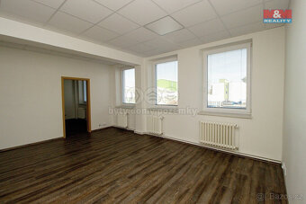 Pronájem kancelářského prostoru, 30 m2, Opava, ul. Těšínská - 2