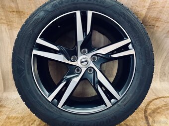 TOP kola zimní Volvo XC40 R18 originál - 2