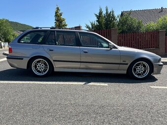BMW E39 528i manual , 262tis.km, m-packet , slušný stav - 2