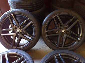 alu kola 5x112 r18 original seat,škoda 225/40/18 - 2