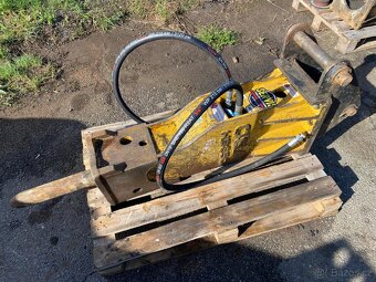HYDRAULICKÉ BOURACÍ KLADIVO OSA HB350 - ZÁRUKA 24 MĚSÍCŮ - 2