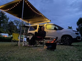 Markýza na auto vivibox 2x2,5m černá TOP - 2