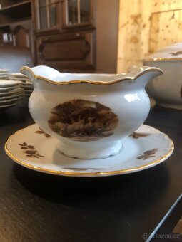 Porcelánový servis s mysliveckým motivem 46 dílů - 2