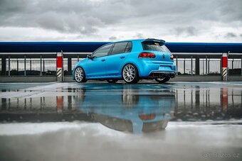 đ„ PRODĂM NEBO VYMÄNĂM: Volkswagen Golf 6 R â 280kW, show & - 2