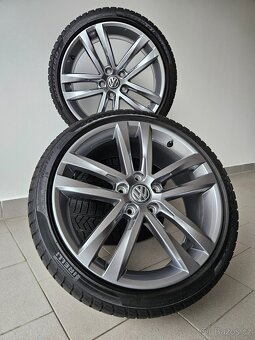 Orig. VW Salvador - Zimní Pirelli 225/40/18 - 2