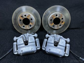 VW Transporter T6 T6.1 Brzdy komplet  Kotouce Desticky - 2