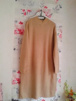 Teplé a měkoučké pletené šaty 40/42 - 2