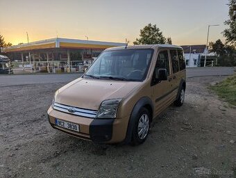 Ford Tourneo Connect 1.8 TDCI + spací nástavba - 2