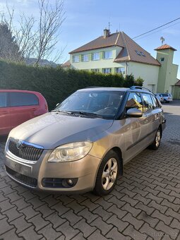 Náhradní díly ze Škoda fabia 2 , 1.4 63kw, 2008, 9202 - 2