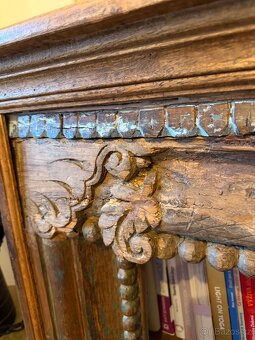 Starožitná knihovna - 2