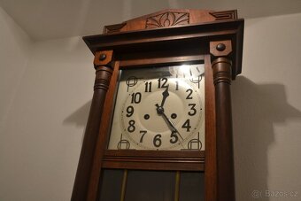 Nástěnné starožitné hodiny - 2