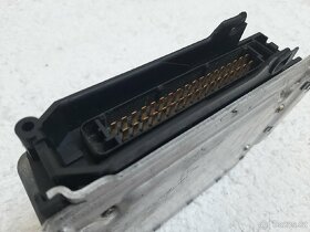 Řídící jednotka BMW e32 / e34 - 2