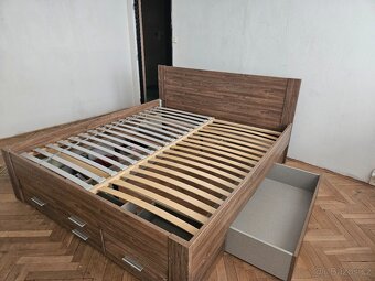 Manželská postel 180x200 - 2