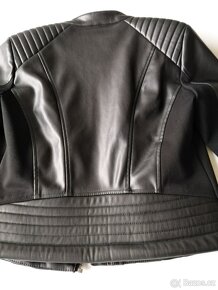 Kožená bunda zn. Guess originál,  velikost S, nová - 2