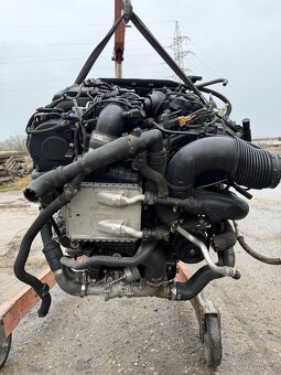 ---LAND ROVER RANGE ROVER 3.0 V6 BiTURBO VELAR DISCOVERY V-- - 2