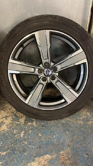 Disky + pneumatika Volvo 225/45 R20 - 2