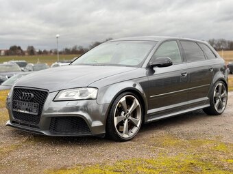 Audi RS3 2.5 TFSI Sportback Quattro - 2