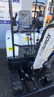 Minibagr Tauros T15K - 2
