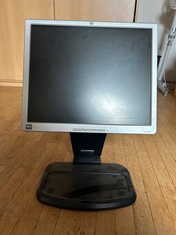 Monitor HP 1740 - 2
