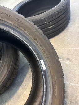 Letní pneu 225/45 R17 - 2