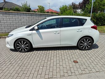 Toyota Auris 1.8 hybrid - 2