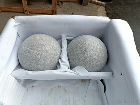 Kamenné žulové dekorativní koule do zahrady - 2