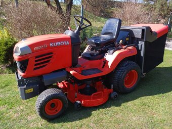 Zahradní traktor Kubota G23 LD - 2