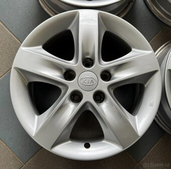 originální alu kola Kia 16", rozteč šroubů 5x114,3 - 2