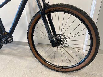 Horské kolo Focus Whistler 3.9 29” Diamond black - 2