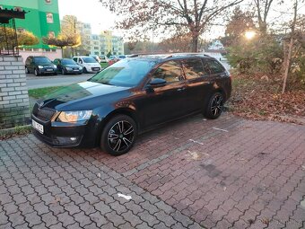 Škoda Octavia - 2
