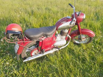 Jawa Kývačka 250 - 2