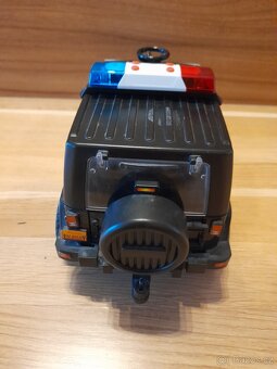 Bruder policejní Jeep Wrangler - 2