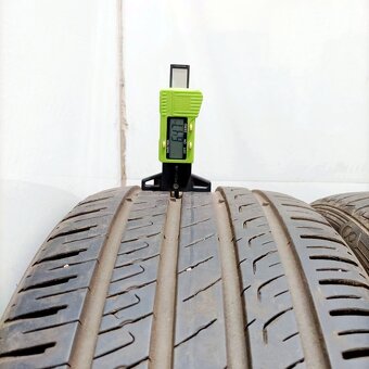 18" PNEU – 225/40/R18 – LETNÍ - značky BARUM - 2