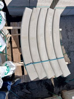 CS-Beton silniční obrubník T 8x25x78cm R 1,0 - 2