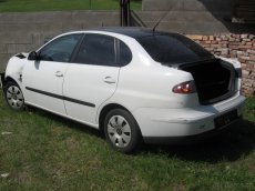 Prodam dily na Seat Cordoba 1,4i16V - 2