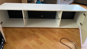 Komoda pod tv za odvoz Praha 8 - 2