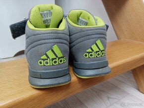 Adidas vel.29 - 2