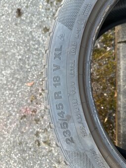 Pneu 235/45 R 18 V XL zimní - 2