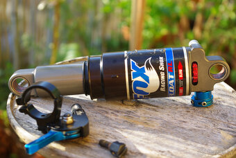 retro a raritni tlumic Fox Float RL+dalkove z riditek - 2