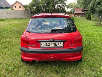Prodám Peugeot 206 1.1 i - 2