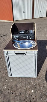 Kuchyňský blok pro camping vestavby - 2