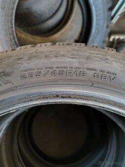 235/45R18 Dunlop Winter Sport 5 - 2