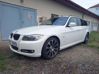 Prodám BMW 318i, r.v. 12/2011 - 2