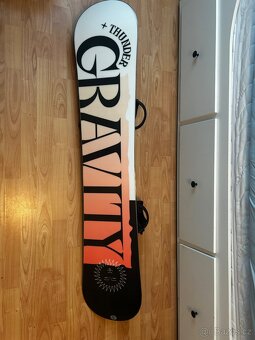 Snowboard a vazani GRAFITY - 2