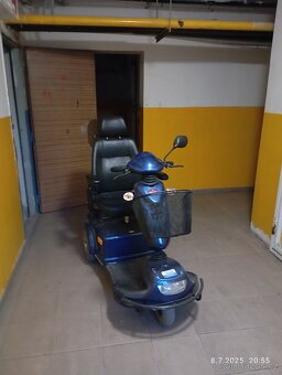 Invalidní elektrický vozík - 2