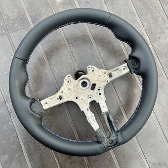 Bmw 3 f10/F11 nový kožený volant - 2