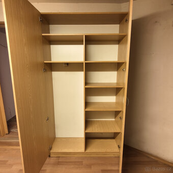 šatní skříň - 2