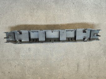 Volvo XC60, 2013 absorber předního nárazníku - 2