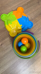 Vysoká skládací věž s míčky - pyramida - 2